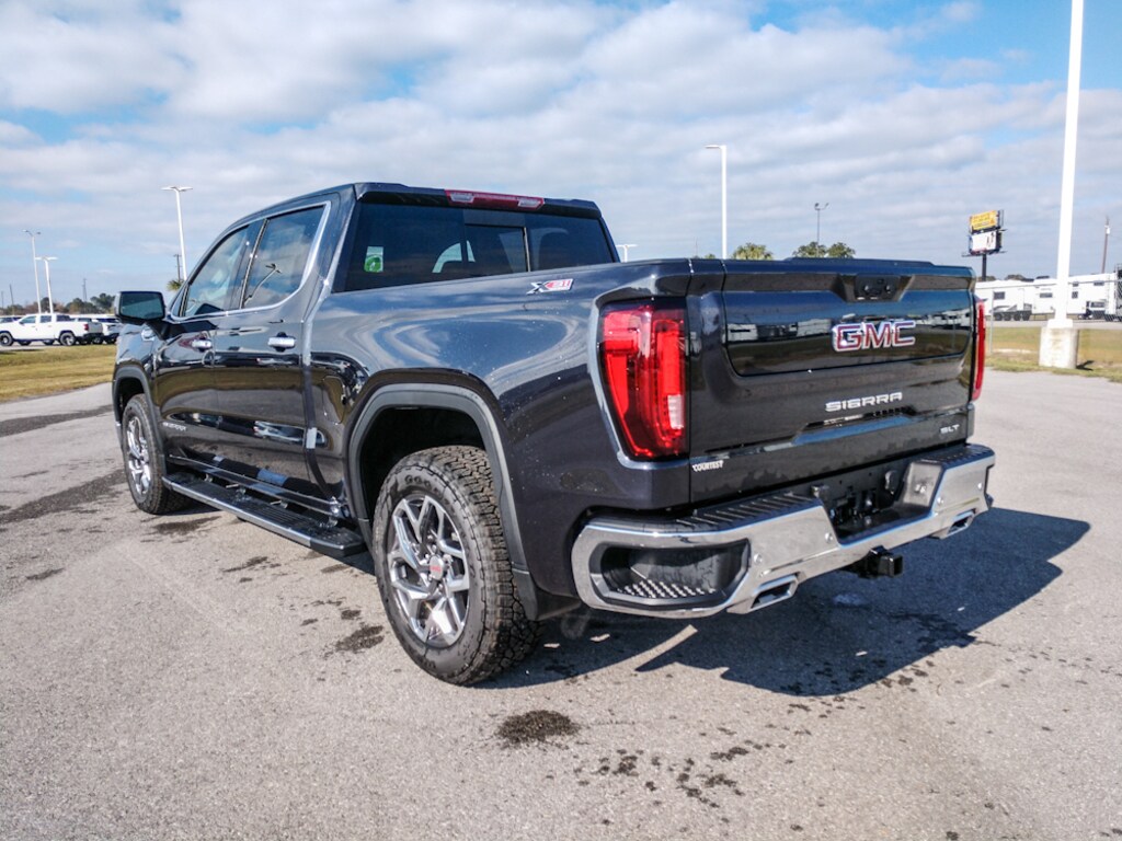 New 2026 GMC Sierra 1500 SLT Truck Crew Cab