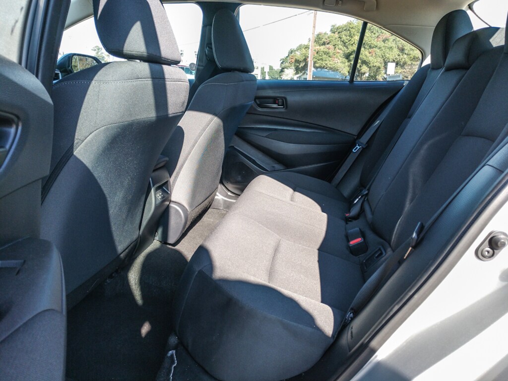 Used 2025 Toyota Corolla LE Sedan