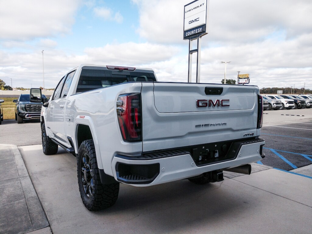 New 2026 GMC Sierra 2500 HD AT4 Truck Crew Cab