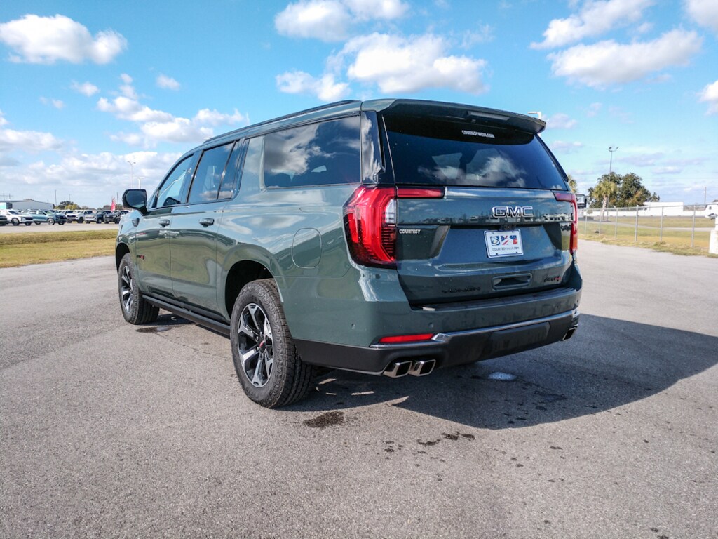 New 2026 GMC Yukon XL AT4 SUV
