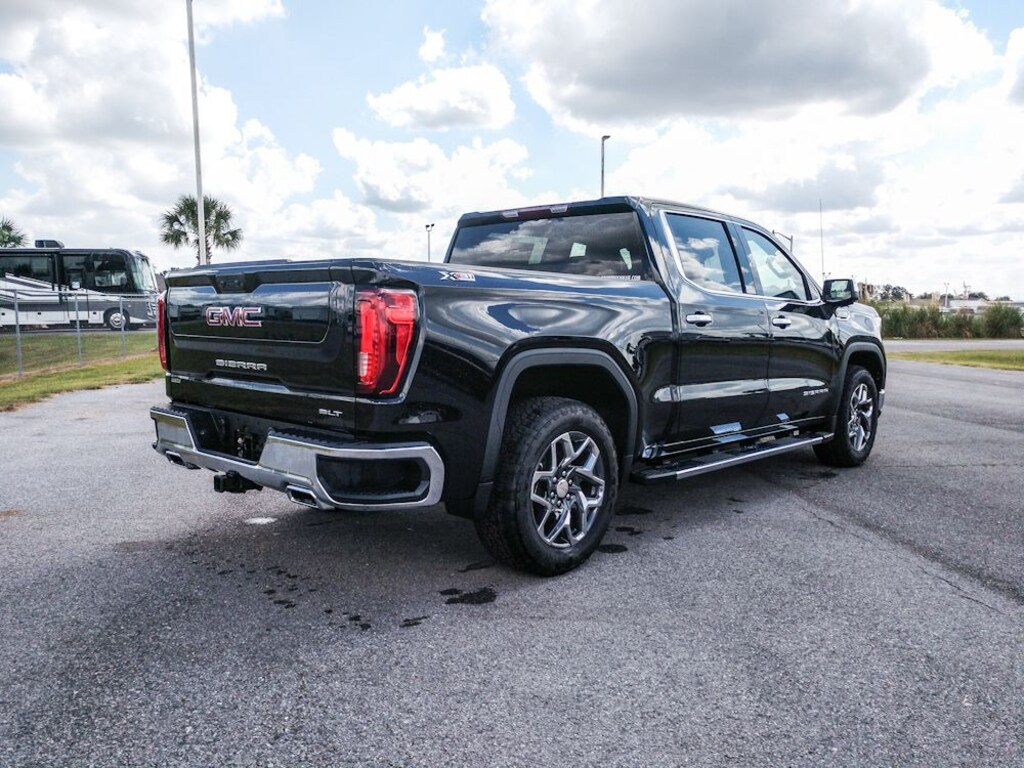 New 2026 GMC Sierra 1500 SLT Truck Crew Cab