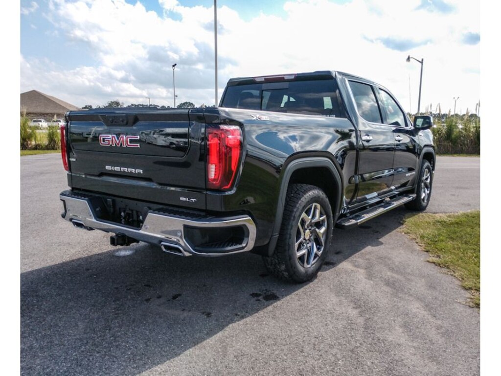 New 2026 GMC Sierra 1500 SLT Truck Crew Cab