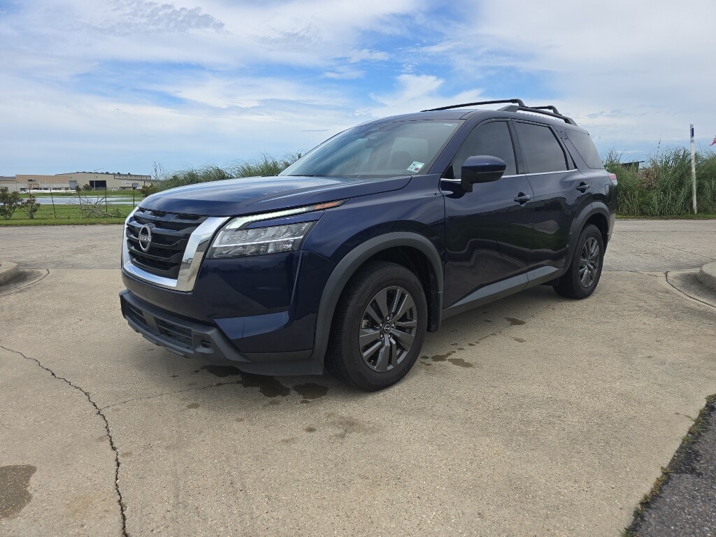 Used 2022 Nissan Pathfinder SV SUV