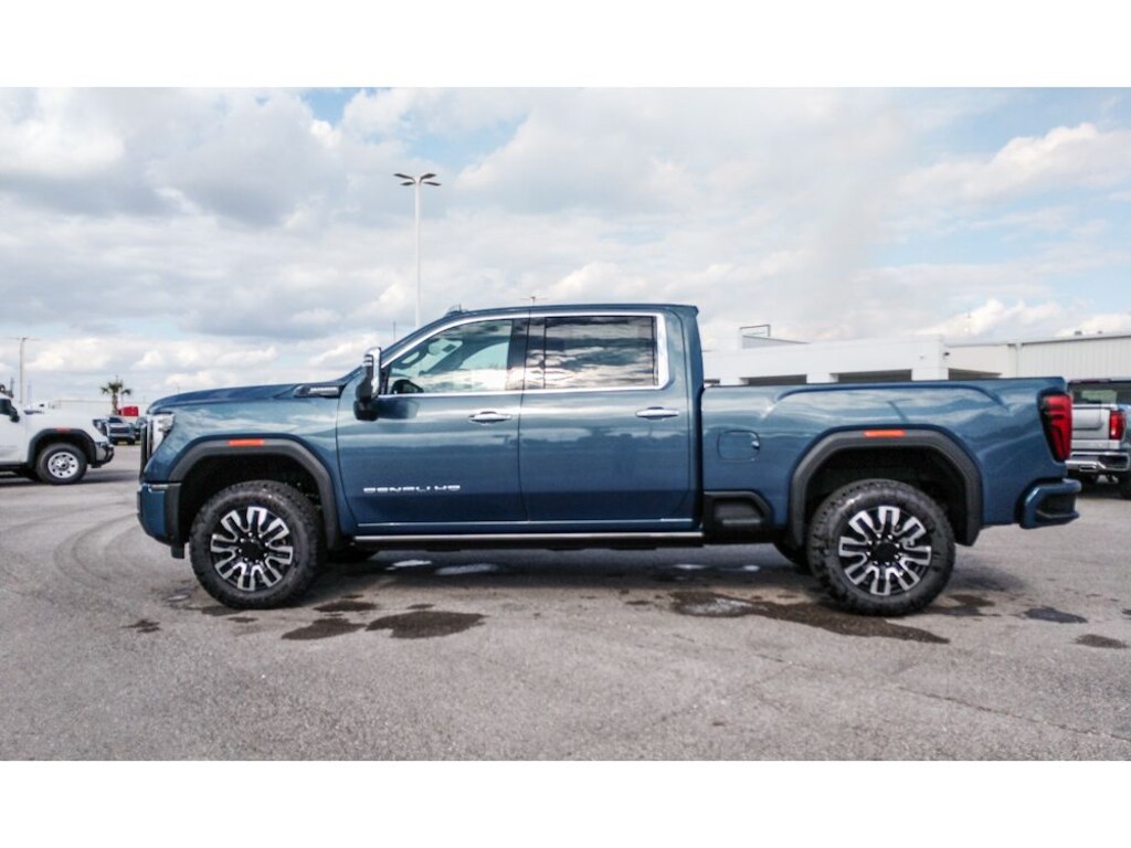 New 2025 GMC Sierra 2500 HD Denali Ultimate Truck Crew Cab