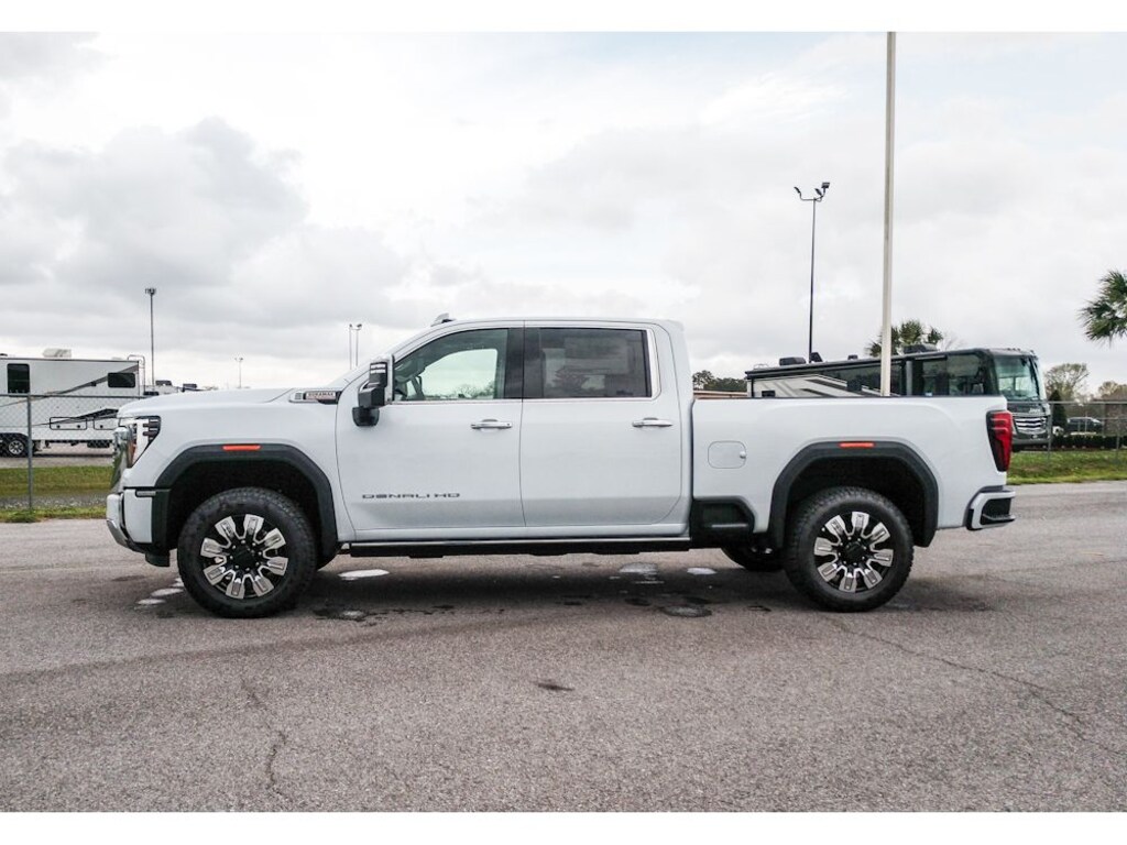 New 2026 GMC Sierra 2500 HD Denali Truck Crew Cab