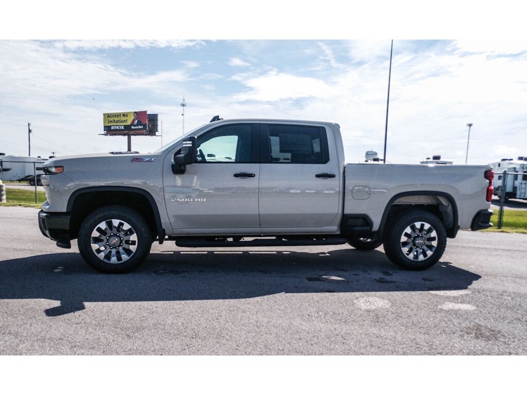 New 2026 Chevrolet Silverado 2500 HD Custom Truck Crew Cab