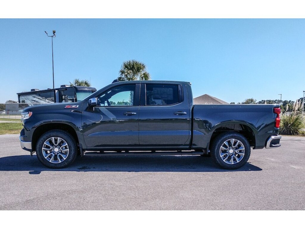 New 2026 Chevrolet Silverado 1500 LT w/1LT Truck Crew Cab