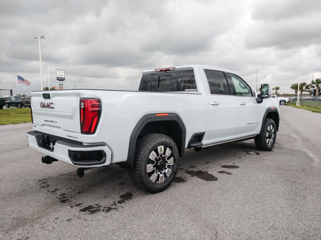 New 2026 GMC Sierra 2500 HD Denali Truck Crew Cab