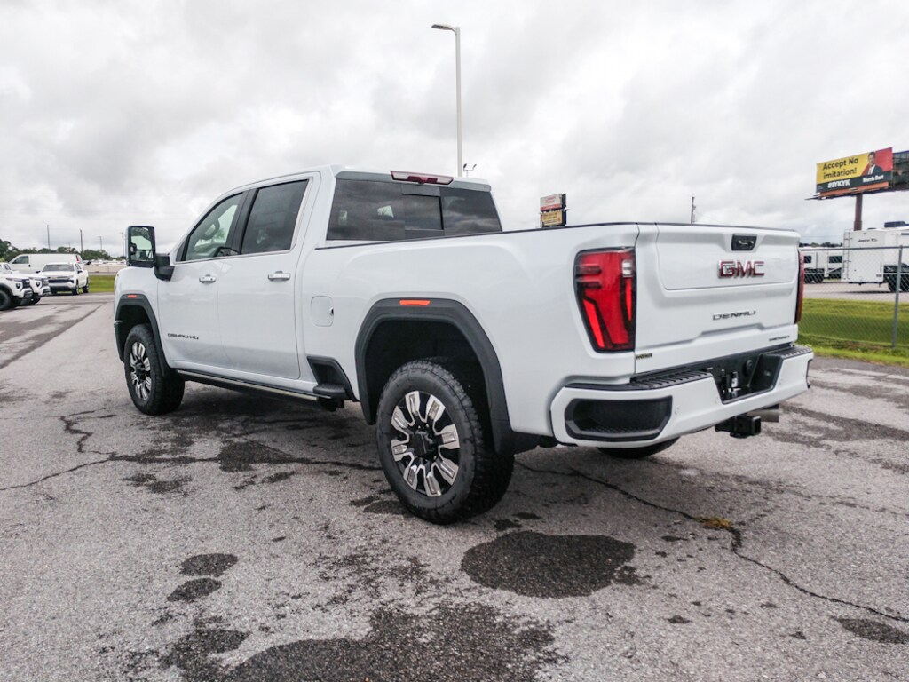 New 2026 GMC Sierra 2500 HD Denali Truck Crew Cab