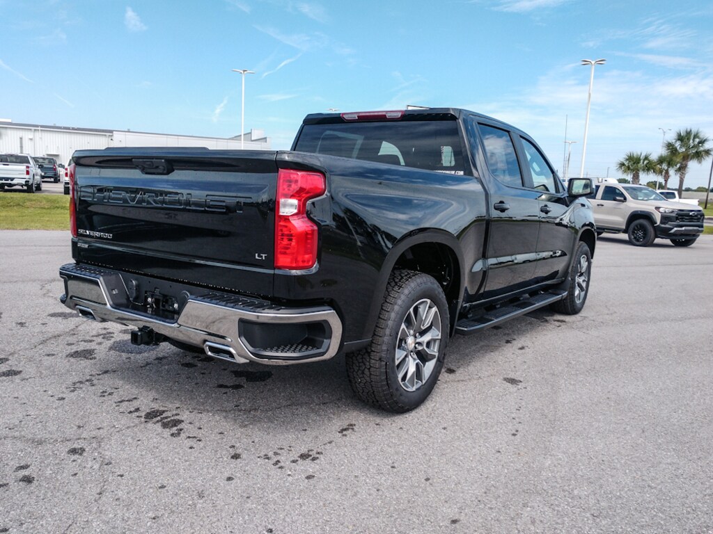 New 2026 Chevrolet Silverado 1500 LT w/1LT Truck Crew Cab