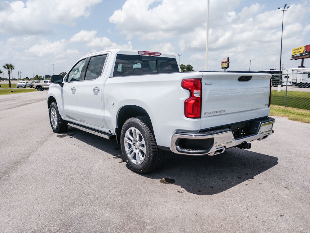 New 2026 Chevrolet Silverado 1500 LTZ Truck Crew Cab