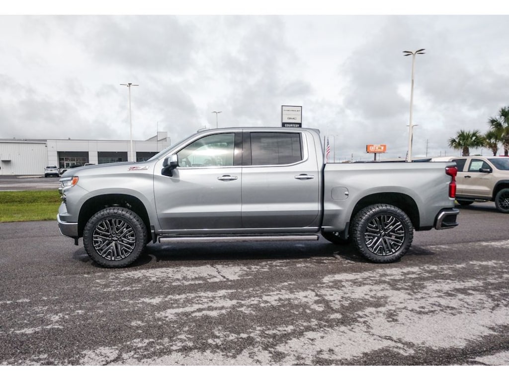New 2026 Chevrolet Silverado 1500 LTZ Truck Crew Cab
