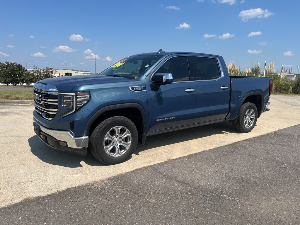 Used 2024 GMC Sierra 1500 SLT Truck Crew Cab