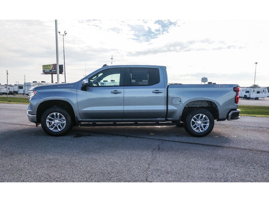 New 2026 Chevrolet Silverado 1500 LT w/1LT Truck Crew Cab
