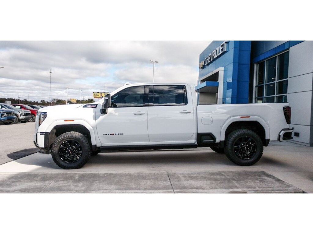 New 2026 GMC Sierra 2500 HD AT4 Truck Crew Cab