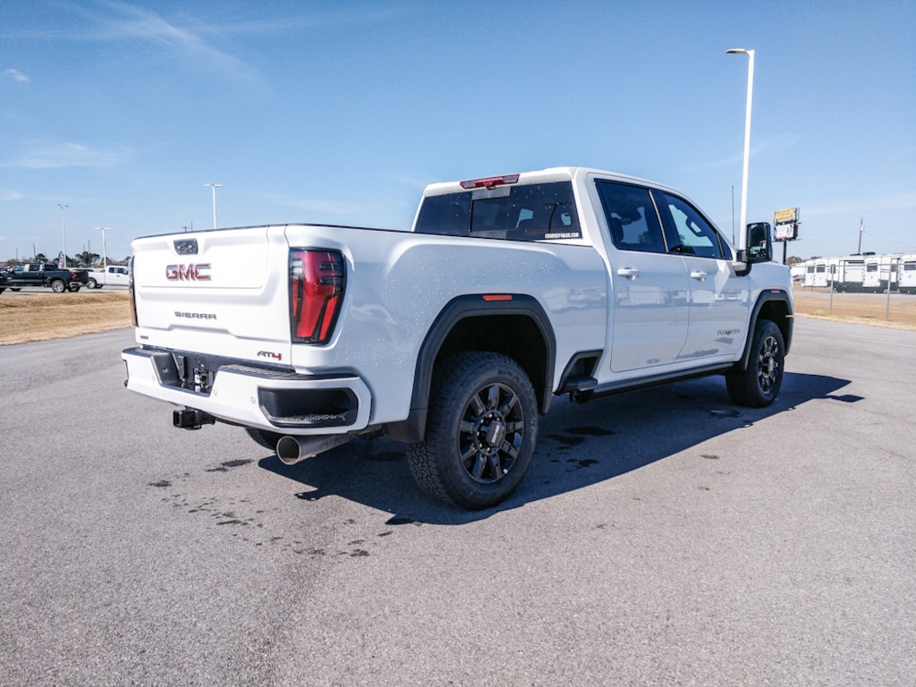 New 2026 GMC Sierra 2500 HD AT4 Truck Crew Cab