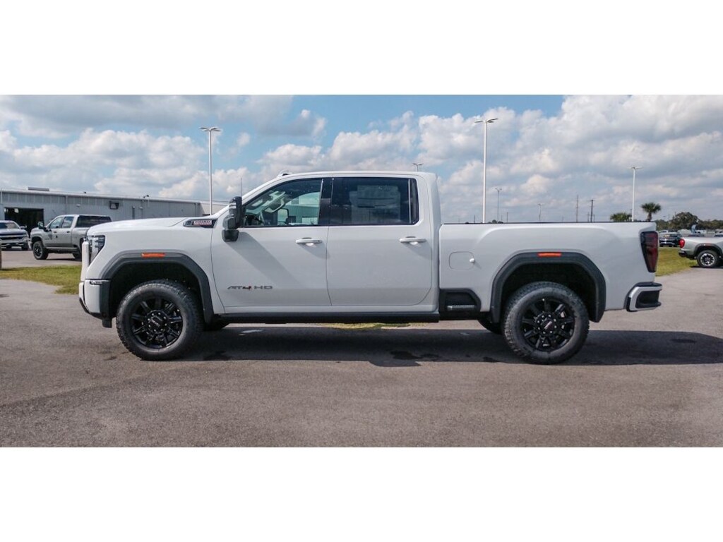 New 2025 GMC Sierra 2500 HD AT4 Truck Crew Cab