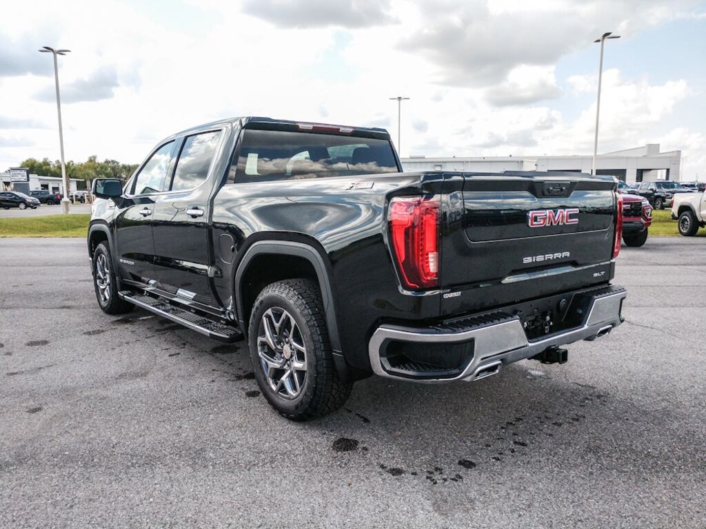 New 2026 GMC Sierra 1500 SLT Truck Crew Cab