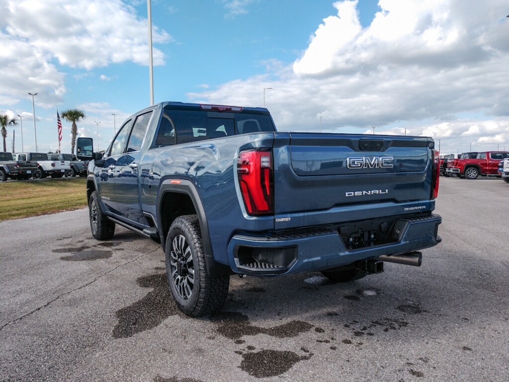 New 2025 GMC Sierra 2500 HD Denali Ultimate Truck Crew Cab