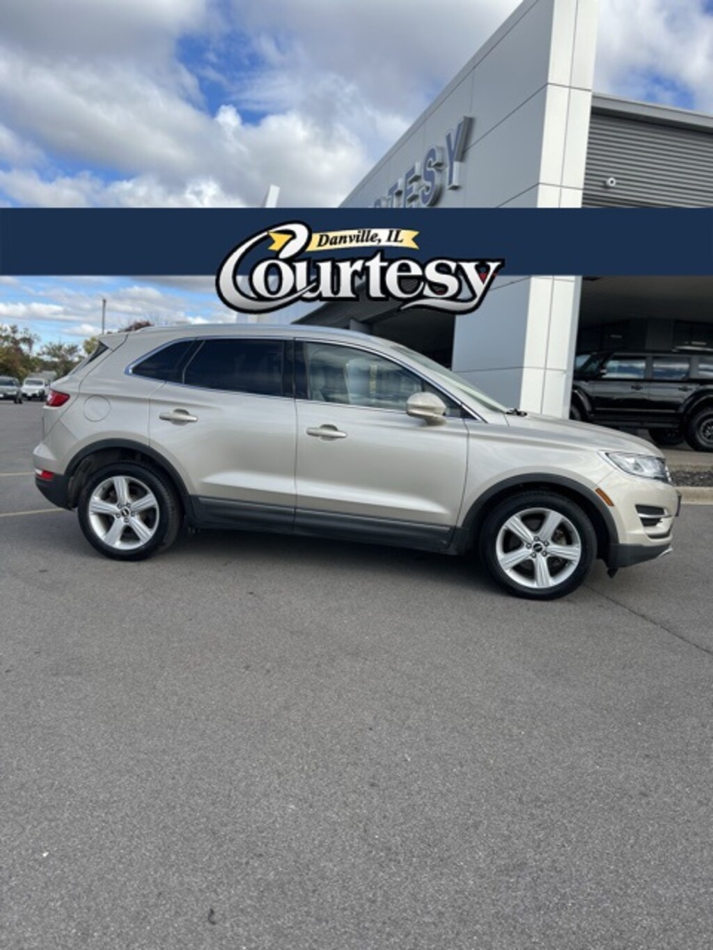 Used 2017 Lincoln MKC For Sale at Courtesy Ford VIN 5LMCJ1C99HUL24197