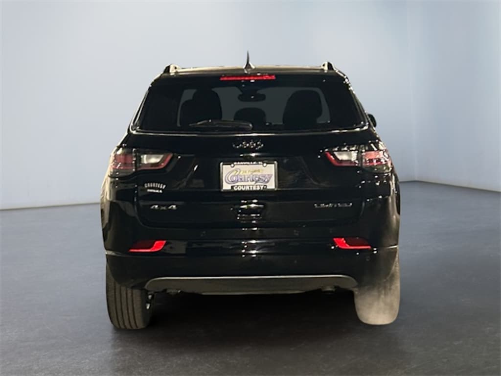 Used 2024 Jeep Compass Limited SUV