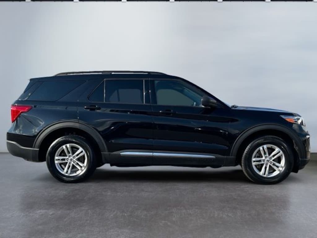 Used 2022 Ford Explorer XLT SUV