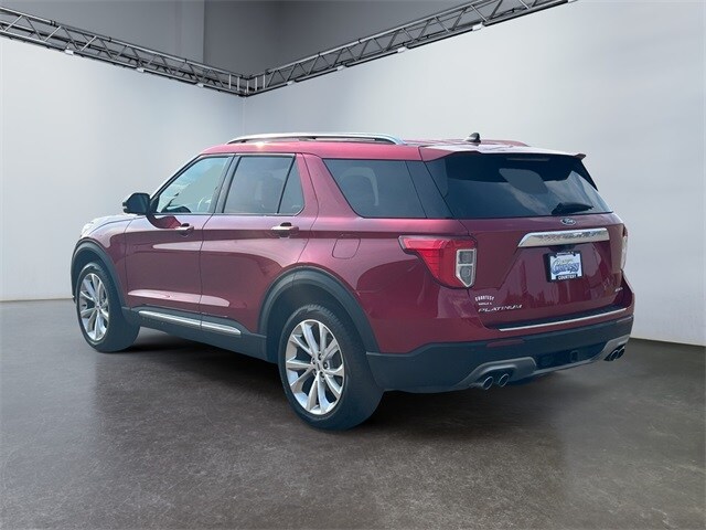 2023 Ford Explorer Platinum photo 2
