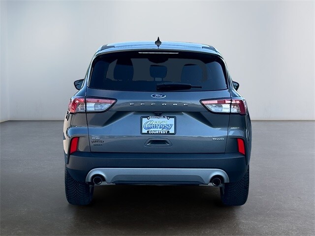 2022 Ford Escape SE photo 4