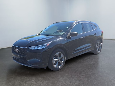 2023 Ford Escape Hybrid ST-Line SUV