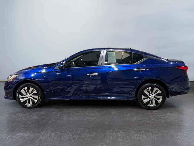 Used 2019 Nissan Altima S with VIN 1N4BL4BW4KC164772 for sale in Danville, IL