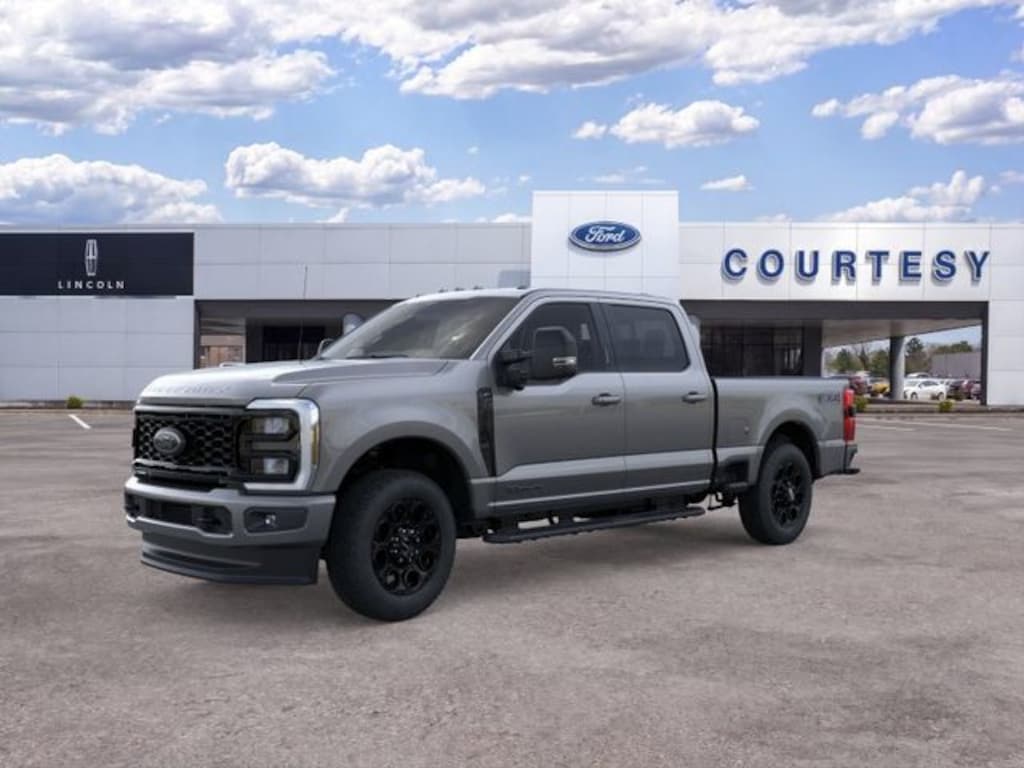 New 2026 Ford F-350 XLT Truck Crew Cab