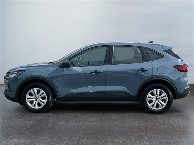 2023 Ford Escape Base photo 2
