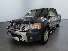2014 Nissan Titan SV Truck