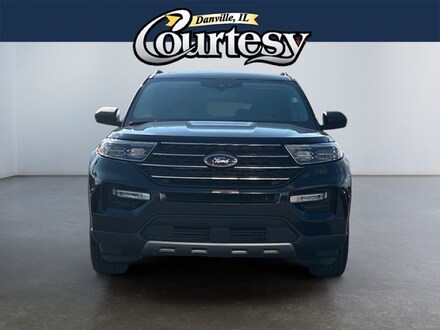 2022 Ford Explorer XLT SUV