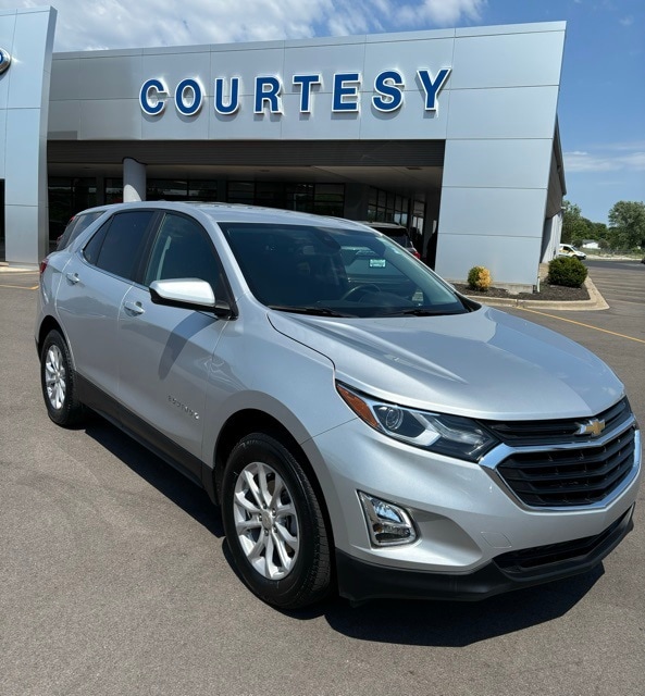 Used 2021 Chevrolet Equinox LT with VIN 3GNAXUEV3MS159256 for sale in Danville, IL