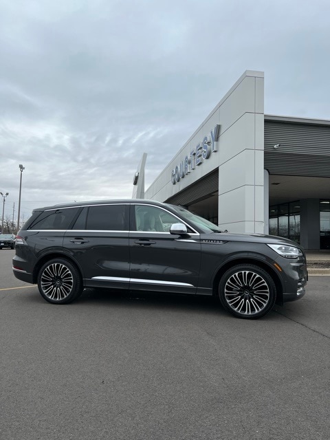 Used 2021 Lincoln Aviator Black Label with VIN 5LM5J9XC6MGL00266 for sale in Danville, IL