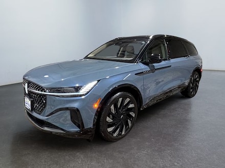 2025 Lincoln Nautilus Reserve SUV