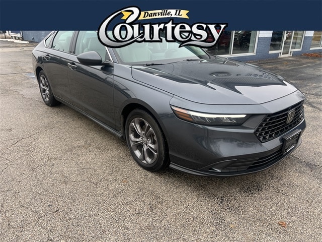 2023 Honda Accord EX's photo