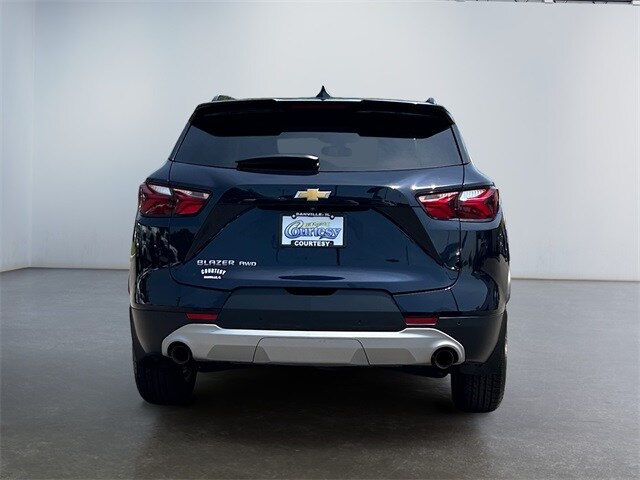 2020 Chevrolet Blazer 2LT photo 3