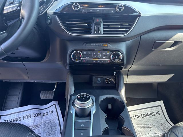 2022 Ford Escape SEL - Photo 11