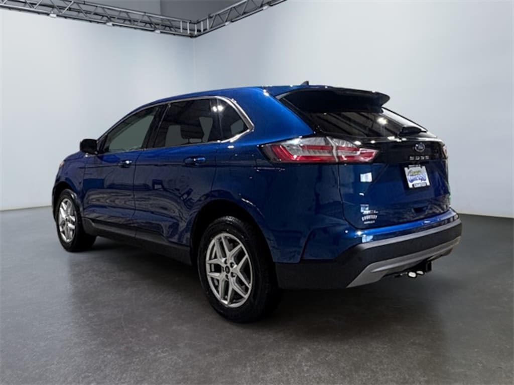 Used 2024 Ford Edge SEL SUV