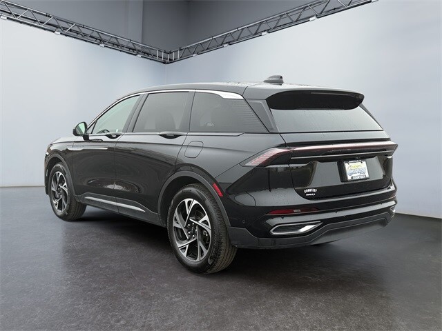 2024 Lincoln Nautilus Premiere photo 3