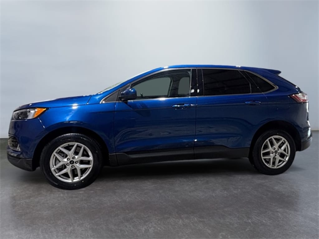 Used 2024 Ford Edge SEL SUV