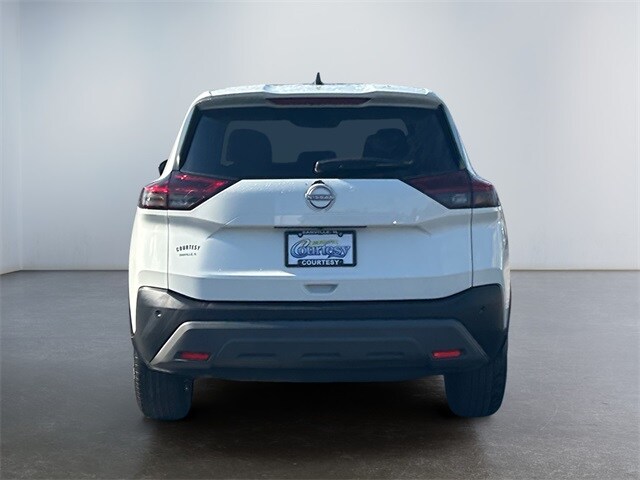 2022 Nissan Rogue S photo 3
