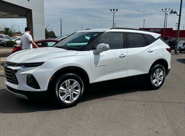 Used 2021 Chevrolet Blazer 2LT with VIN 3GNKBHRS9MS553032 for sale in Danville, IL