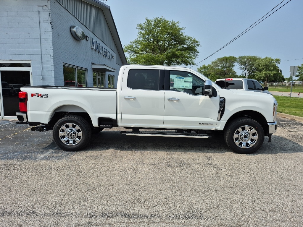 New 2025 Ford F-250 Lariat Truck Crew Cab