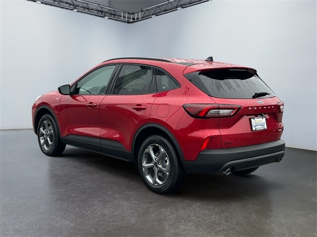 2026 Ford Escape ST-Line photo 3