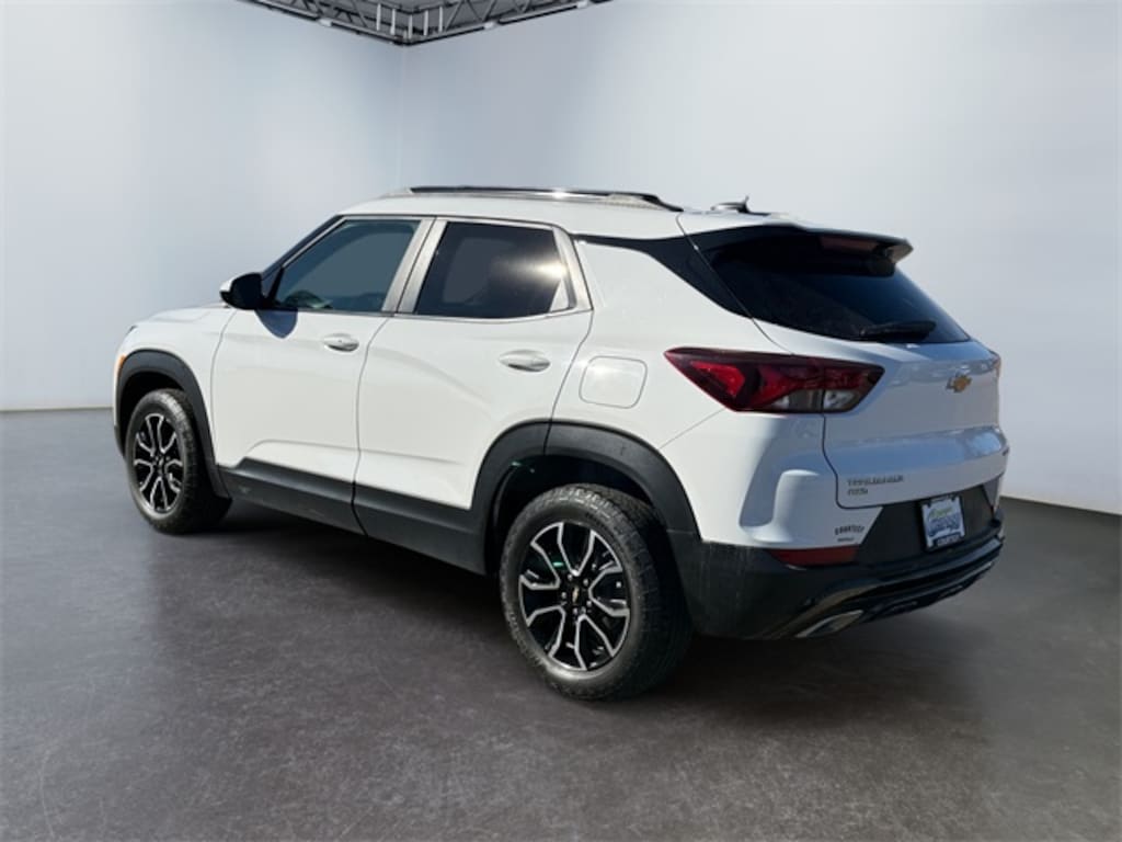 Used 2023 Chevrolet Trailblazer Activ SUV