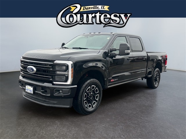 2026 Ford F-250 Super Duty Platinum's photo
