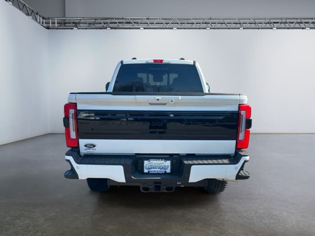 New 2025 Ford F-250 F-250 Platinum Truck Crew Cab